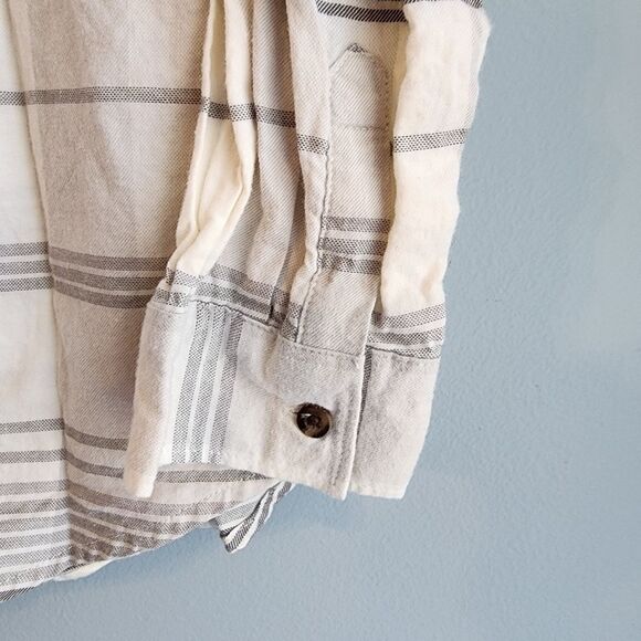 Natural Reflections Hooded Flannel Long-Sleeve Shirt - Picture 8 of 9